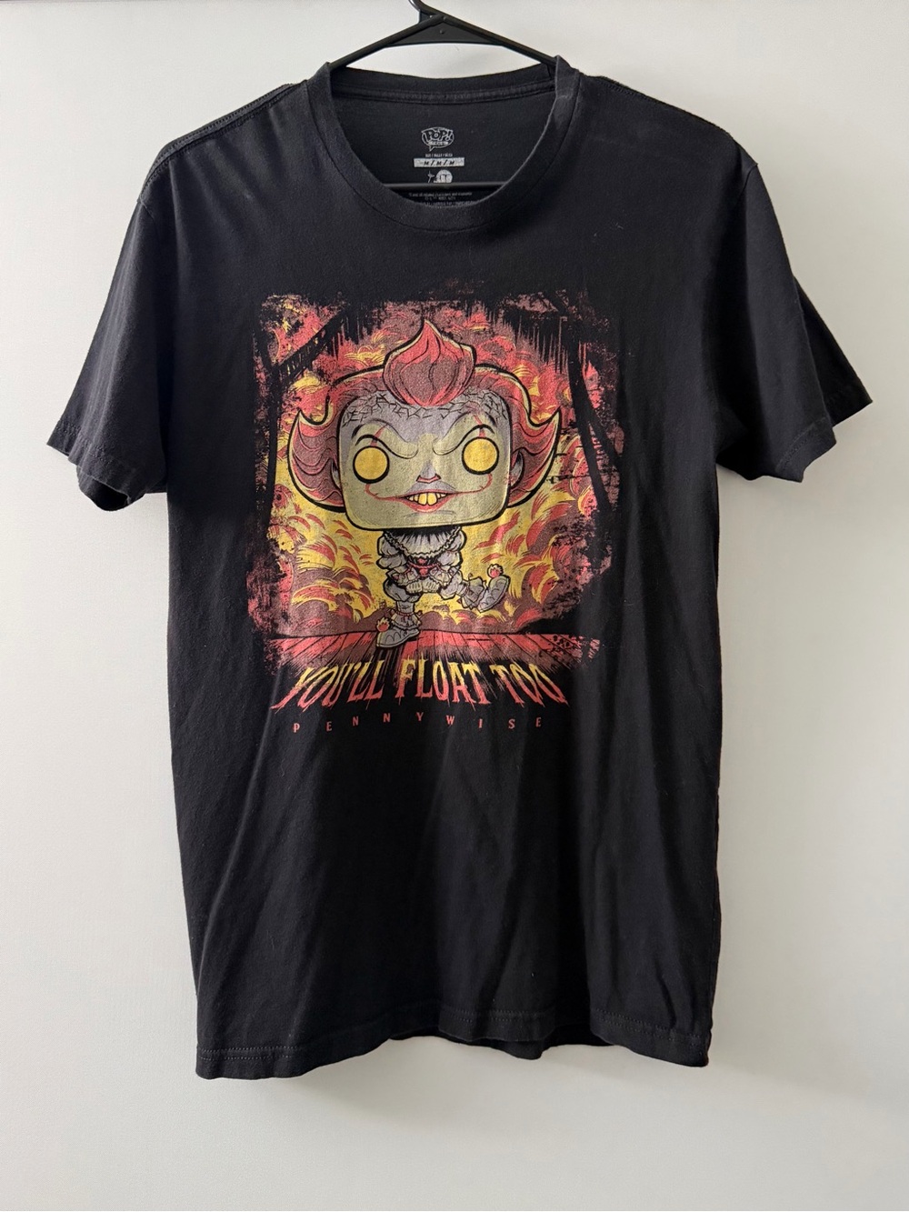 Pop! Tees Size Medium Graphic Tee IT Pennywise Funko Pop 100% Cotton Black Used